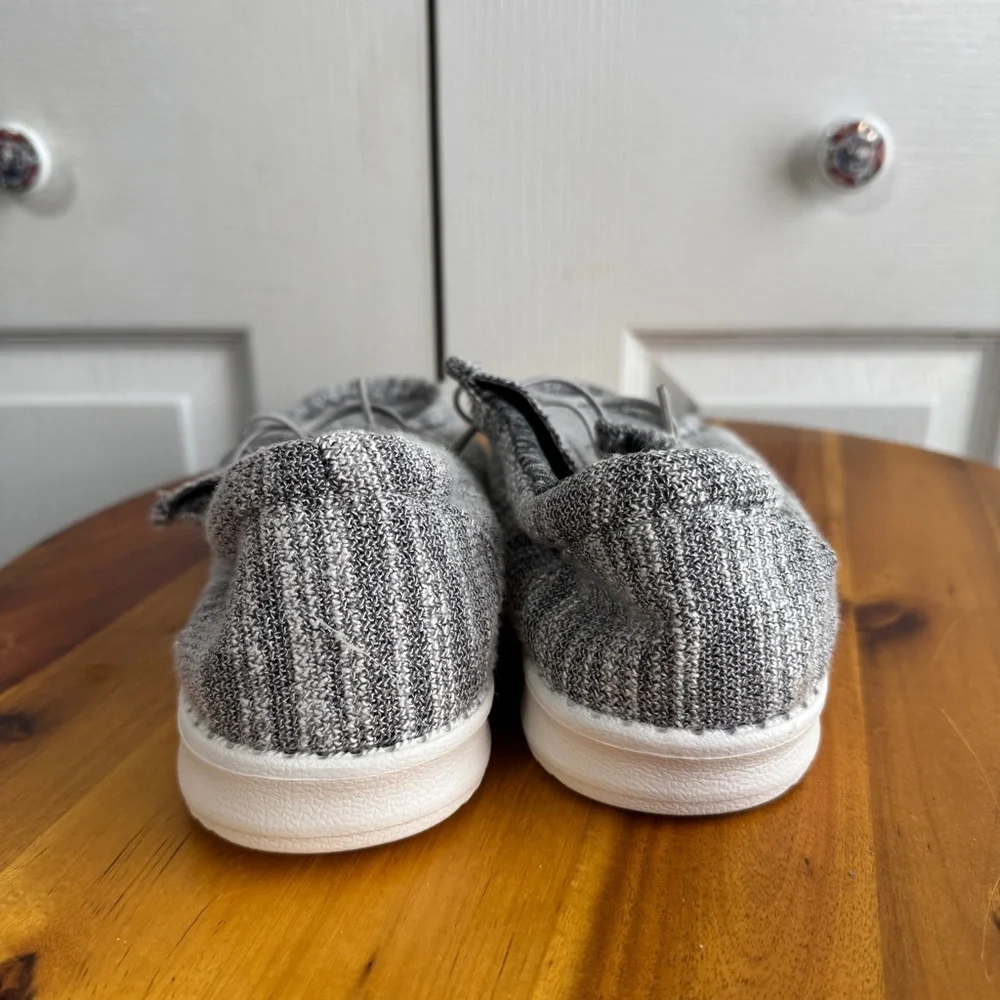 WHITIN excellent gray